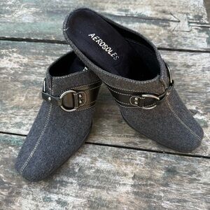 Aerosoles In a Cinch Gray Wool Mule Clogs Buckle Detail Size 6.5